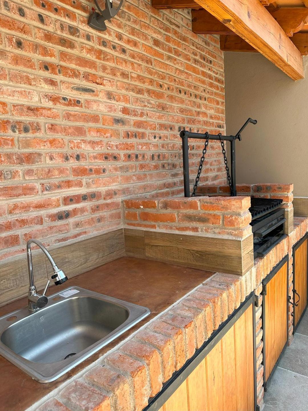 Dona Jose Apartment